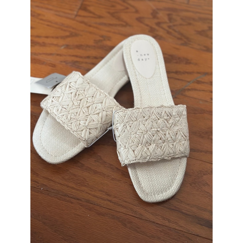 A New Day Womens Woven Slide Sandals Cream Raffia Memory Foam Size 9.5 NEW